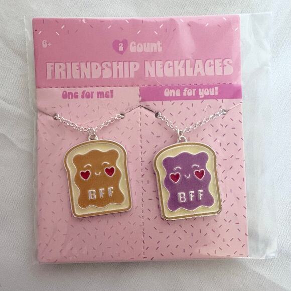 PB and J best friends necklace set BFF Target Bullseye Playground NEW - Picture 2 of 2
